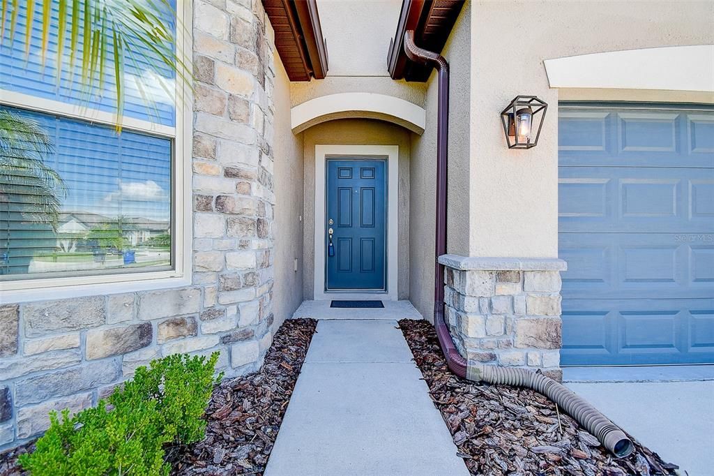 待售: $375,000 (3 贝兹, 2 浴室, 1704 平方英尺)