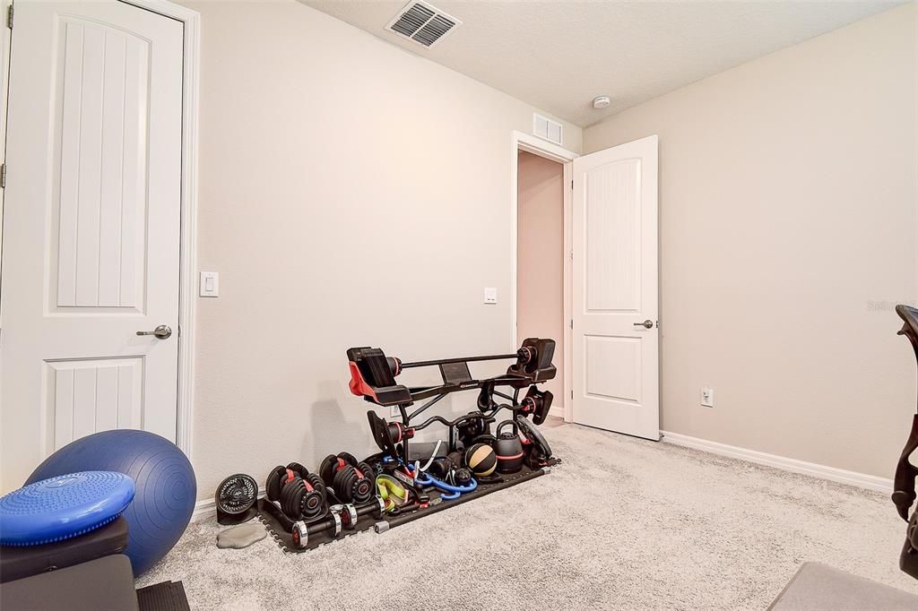 待售: $375,000 (3 贝兹, 2 浴室, 1704 平方英尺)