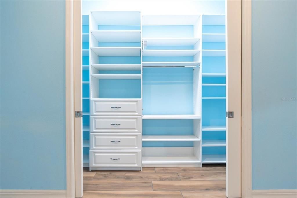 For Sale: $1,599,999 (4 beds, 4 baths, 4220 Square Feet)