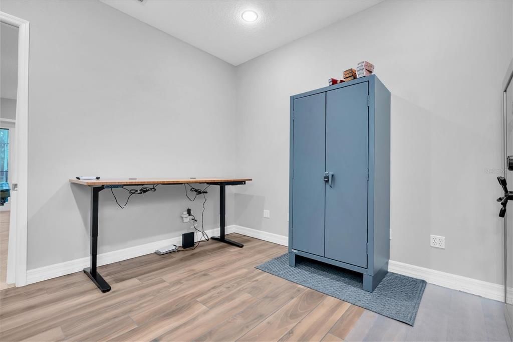 For Sale: $1,599,999 (4 beds, 4 baths, 4220 Square Feet)