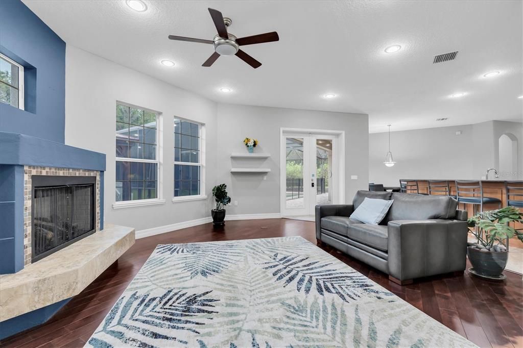 For Sale: $1,599,999 (4 beds, 4 baths, 4220 Square Feet)