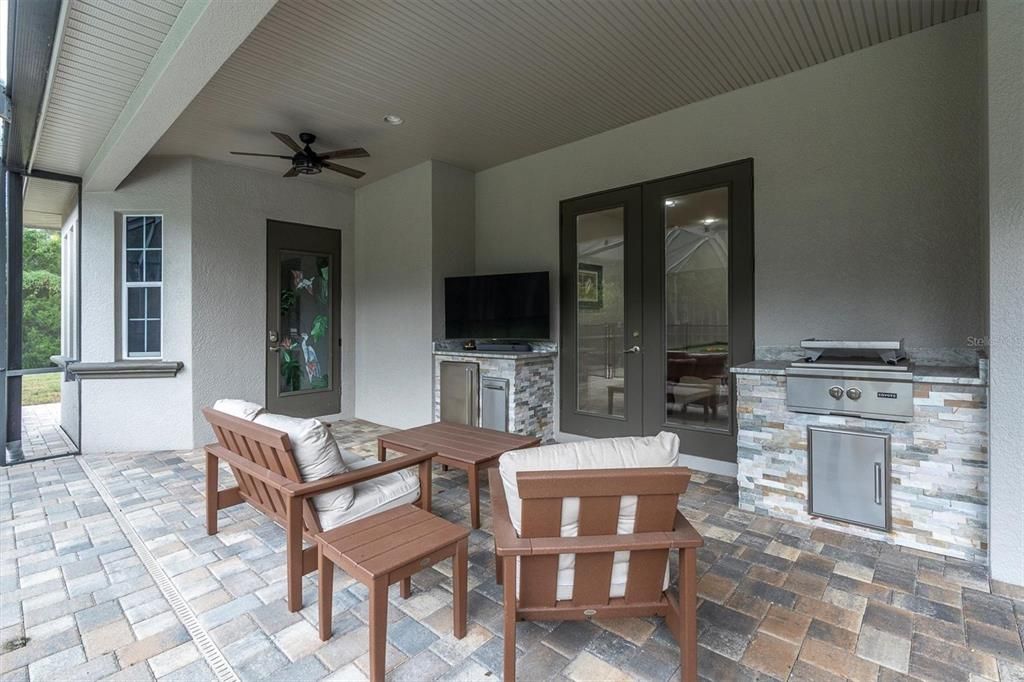 For Sale: $1,599,999 (4 beds, 4 baths, 4220 Square Feet)