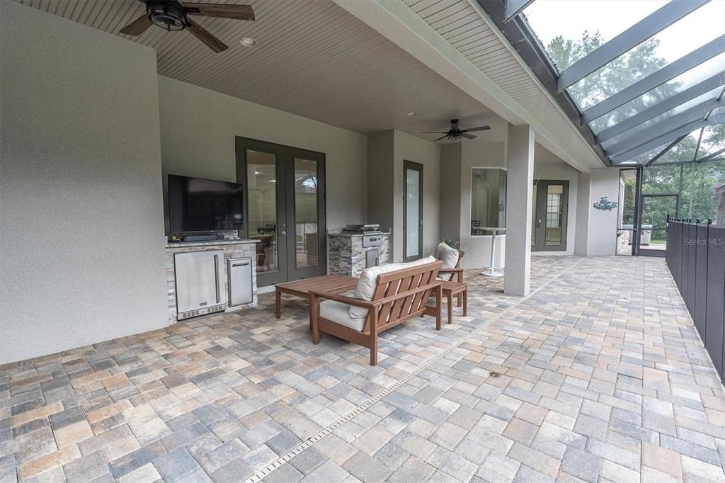 For Sale: $1,599,999 (4 beds, 4 baths, 4220 Square Feet)