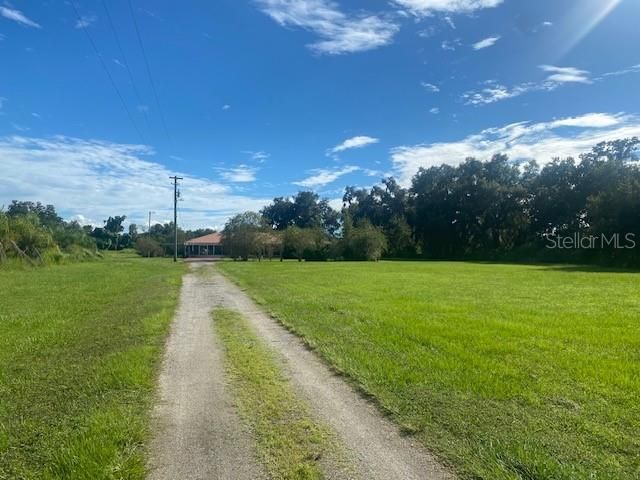 最近售出: $850,000 (4 贝兹, 2 浴室, 2528 平方英尺)