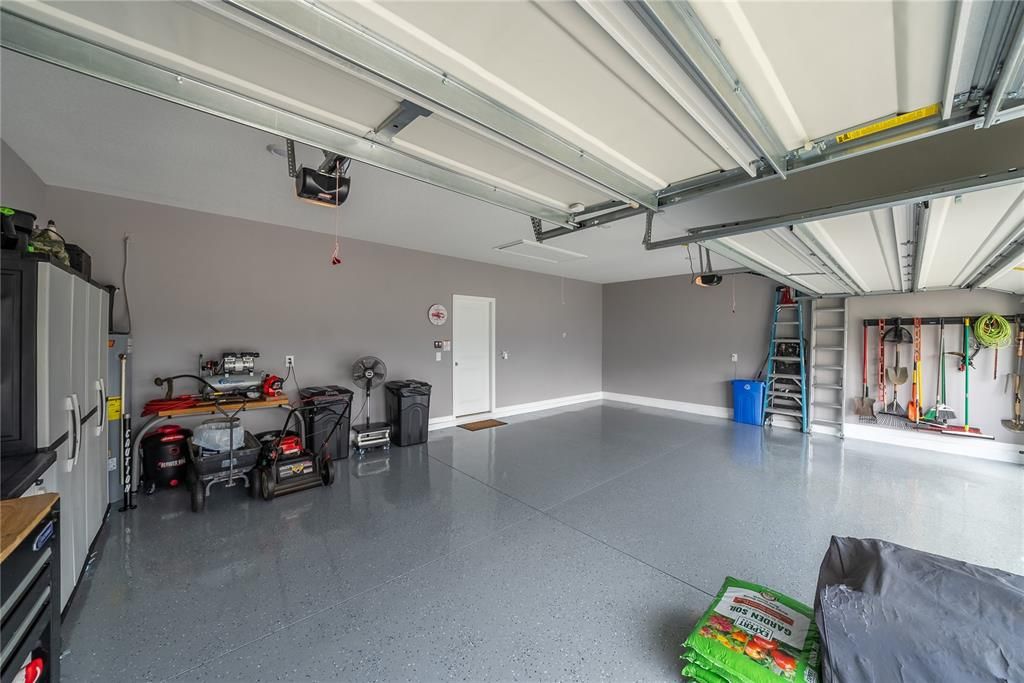 For Sale: $404,900 (4 beds, 2 baths, 2268 Square Feet)