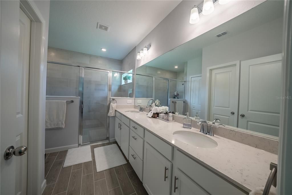 For Sale: $404,900 (4 beds, 2 baths, 2268 Square Feet)