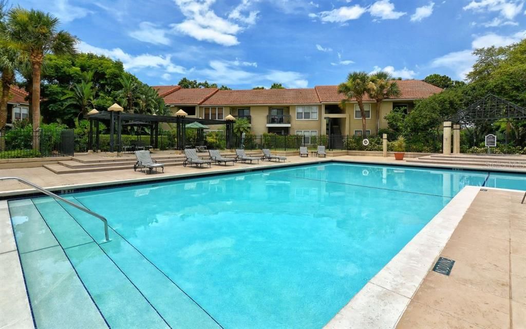 For Sale: $199,900 (3 beds, 2 baths, 1272 Square Feet)