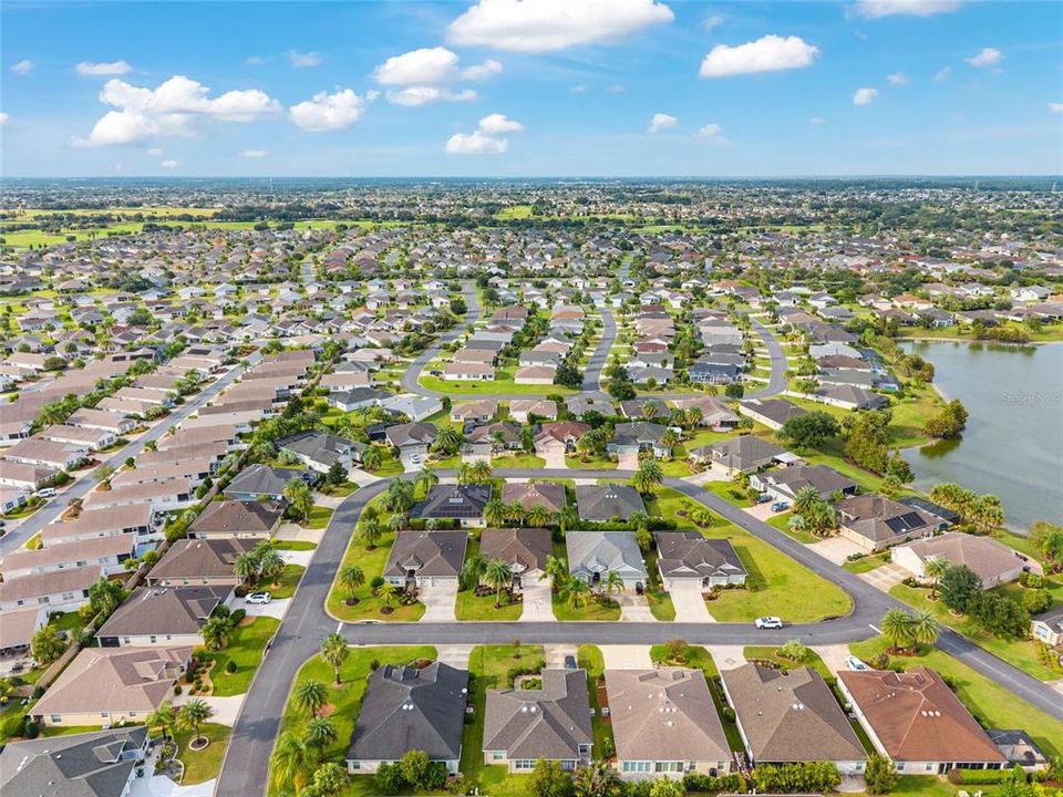 En Venta: $549,000 (3 camas, 2 baños, 2096 Pies cuadrados)