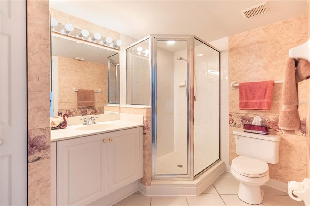 For Sale: $749,900 (3 beds, 3 baths, 2377 Square Feet)