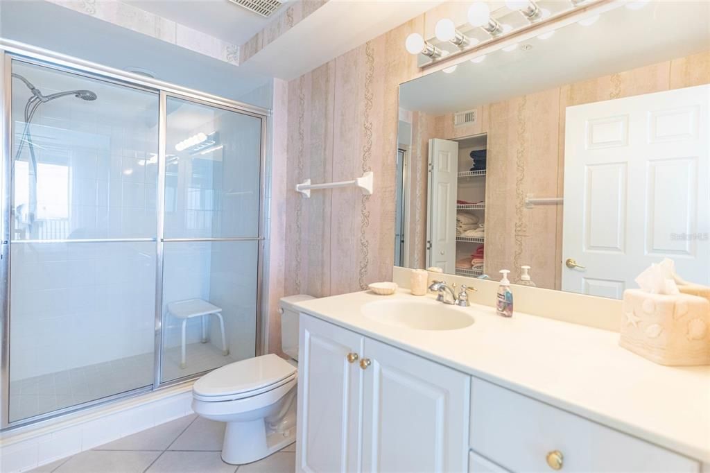 For Sale: $749,900 (3 beds, 3 baths, 2377 Square Feet)