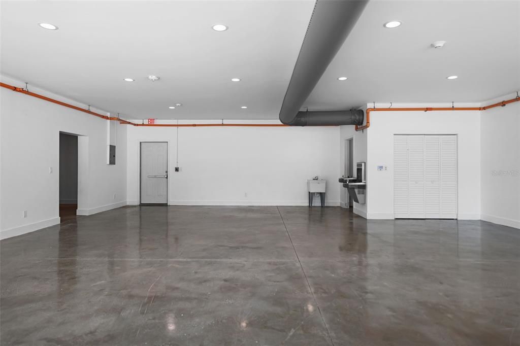 For Sale: $1,950,000 (0 beds, 0 baths, 7040 Square Feet)