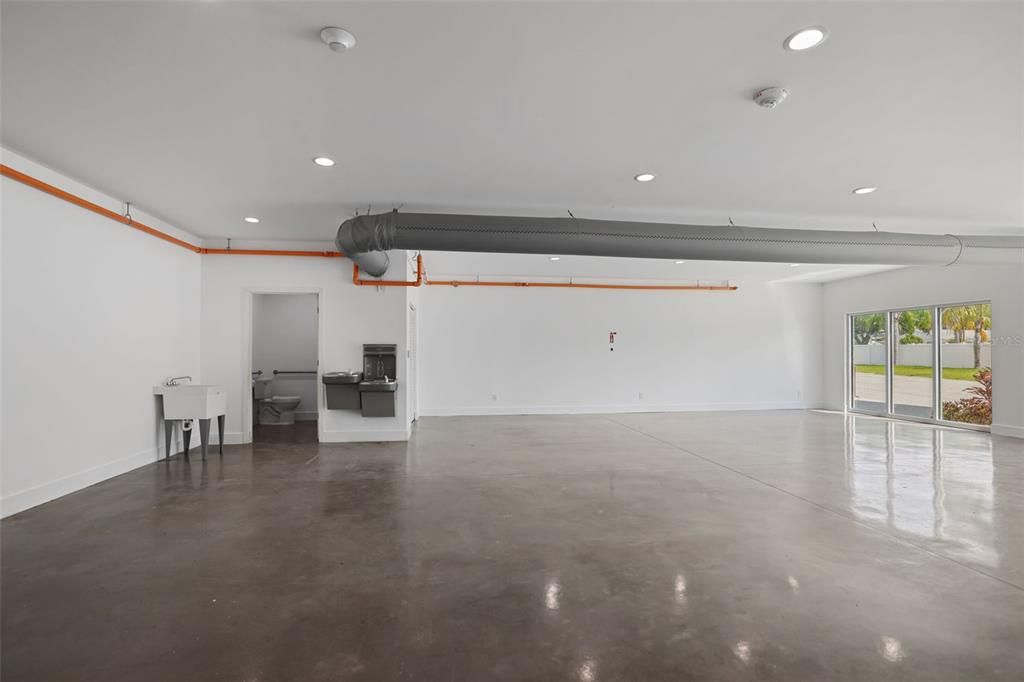 For Sale: $1,950,000 (0 beds, 0 baths, 7040 Square Feet)