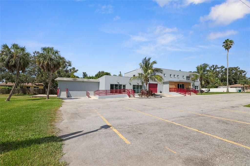 For Sale: $1,950,000 (0 beds, 0 baths, 7040 Square Feet)