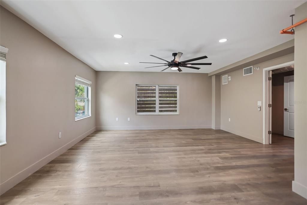 For Sale: $1,950,000 (0 beds, 0 baths, 7040 Square Feet)