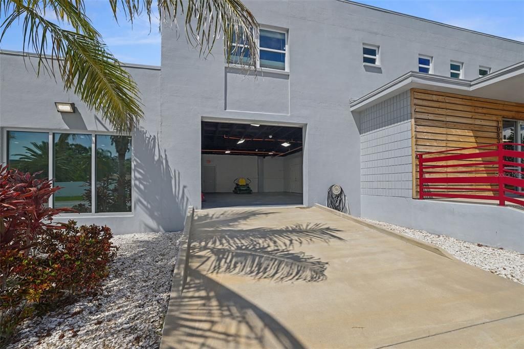 For Sale: $1,950,000 (0 beds, 0 baths, 7040 Square Feet)