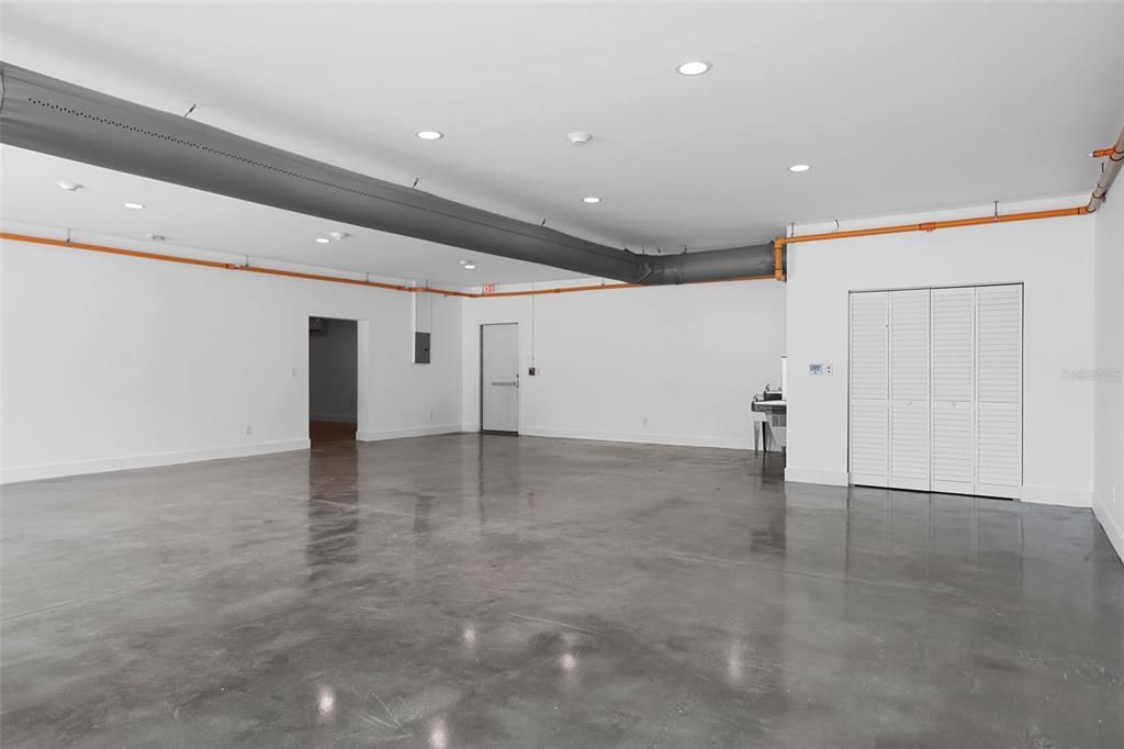 For Sale: $1,950,000 (0 beds, 0 baths, 7040 Square Feet)