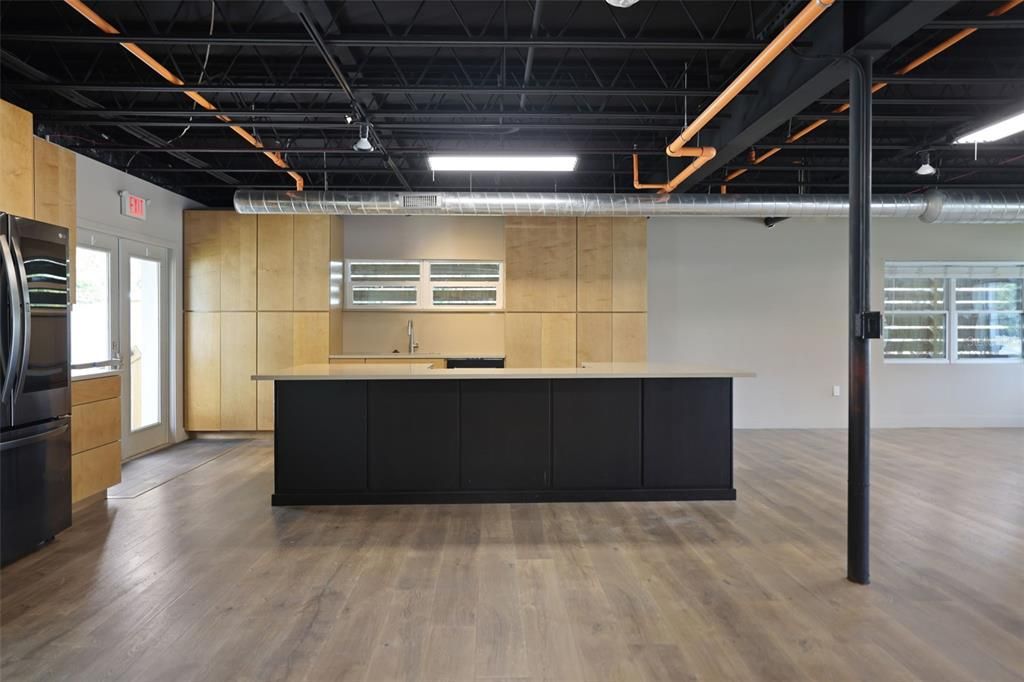 For Sale: $1,950,000 (0 beds, 0 baths, 7040 Square Feet)