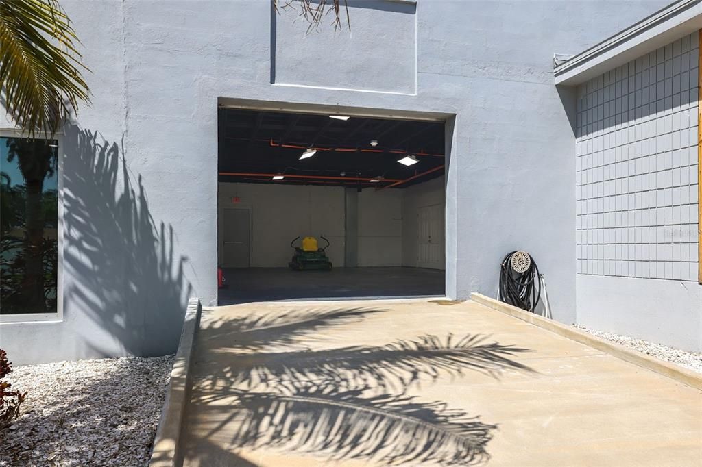 For Sale: $1,950,000 (0 beds, 0 baths, 7040 Square Feet)