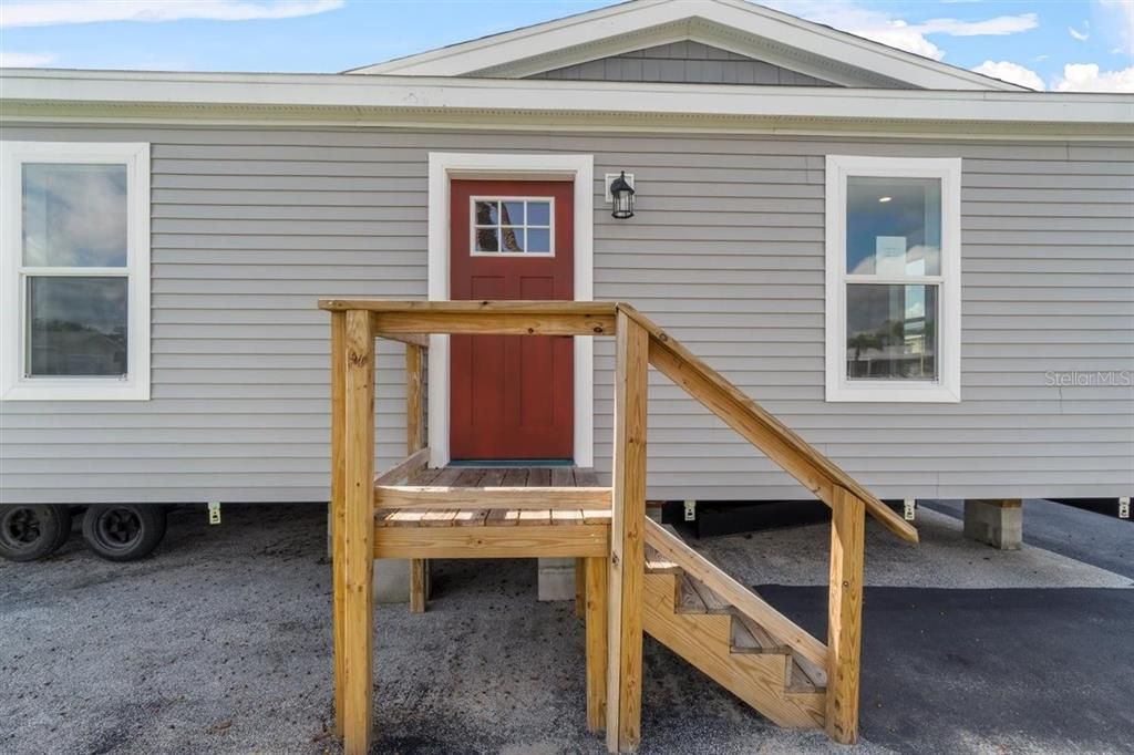 For Sale: $264,500 (3 beds, 2 baths, 1440 Square Feet)