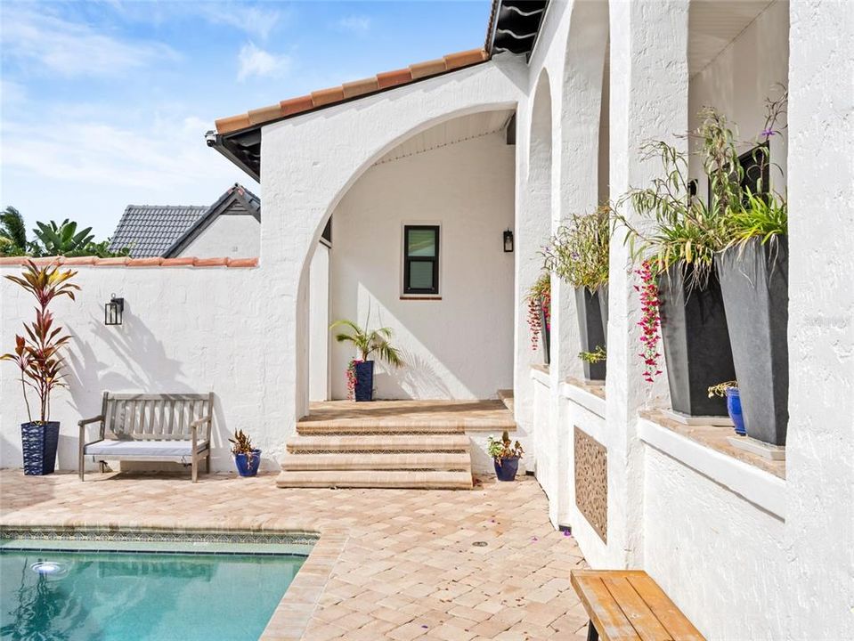 En Venta: $3,400,000 (7 camas, 3 baños, 3728 Pies cuadrados)