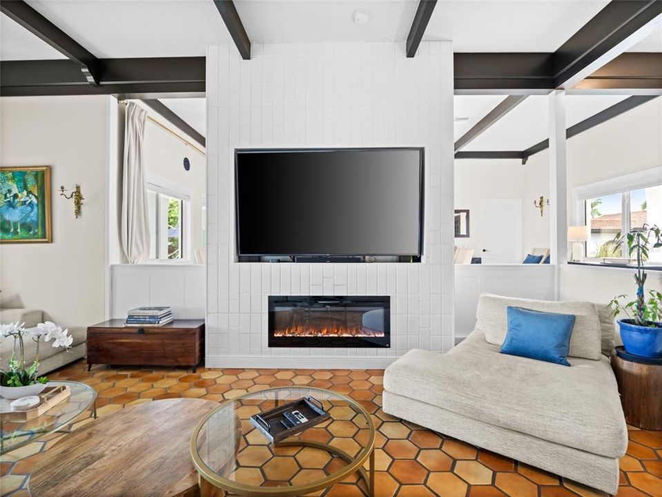 En Venta: $3,400,000 (7 camas, 3 baños, 3728 Pies cuadrados)