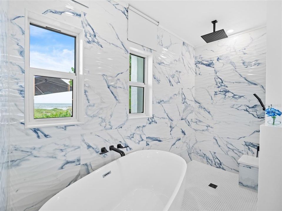 En Venta: $3,400,000 (7 camas, 3 baños, 3728 Pies cuadrados)