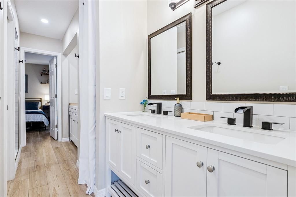 En Venta: $3,400,000 (7 camas, 3 baños, 3728 Pies cuadrados)