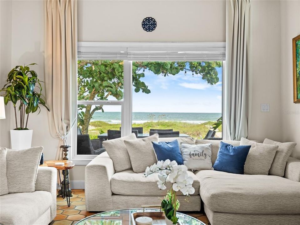 En Venta: $3,400,000 (7 camas, 3 baños, 3728 Pies cuadrados)