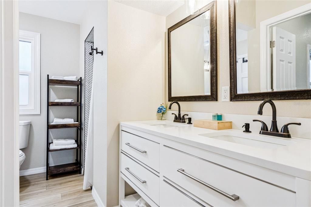 En Venta: $3,400,000 (7 camas, 3 baños, 3728 Pies cuadrados)