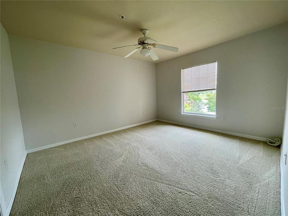 待售: $149,000 (2 贝兹, 2 浴室, 1062 平方英尺)