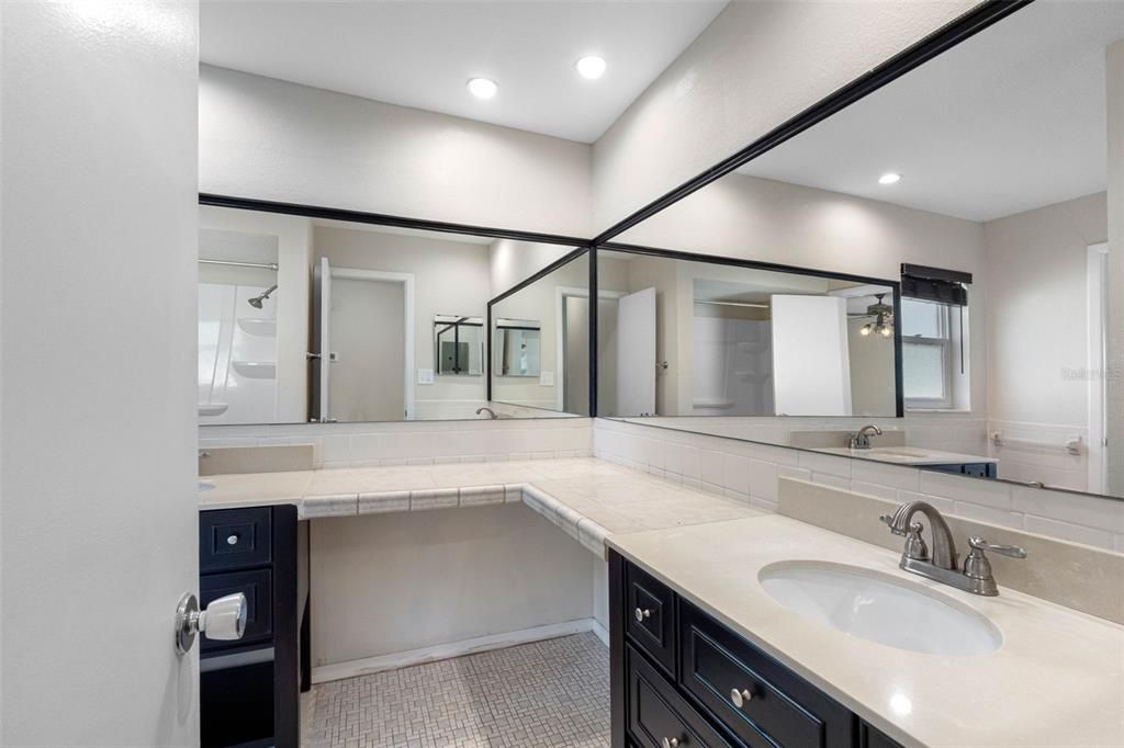 For Sale: $349,900 (3 beds, 2 baths, 1565 Square Feet)