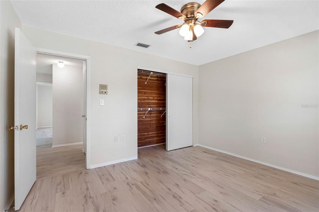 For Sale: $349,900 (3 beds, 2 baths, 1565 Square Feet)