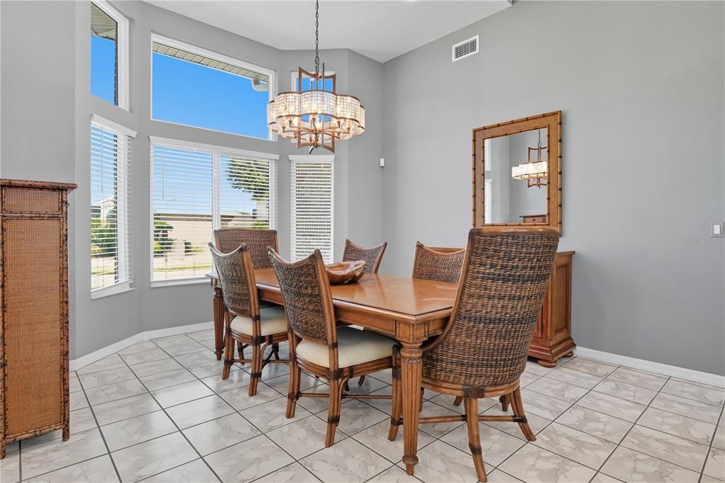 For Sale: $969,000 (3 beds, 3 baths, 3337 Square Feet)