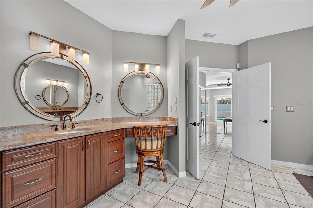 For Sale: $969,000 (3 beds, 3 baths, 3337 Square Feet)