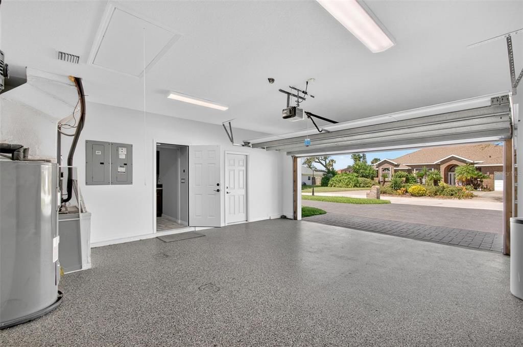 For Sale: $969,000 (3 beds, 3 baths, 3337 Square Feet)