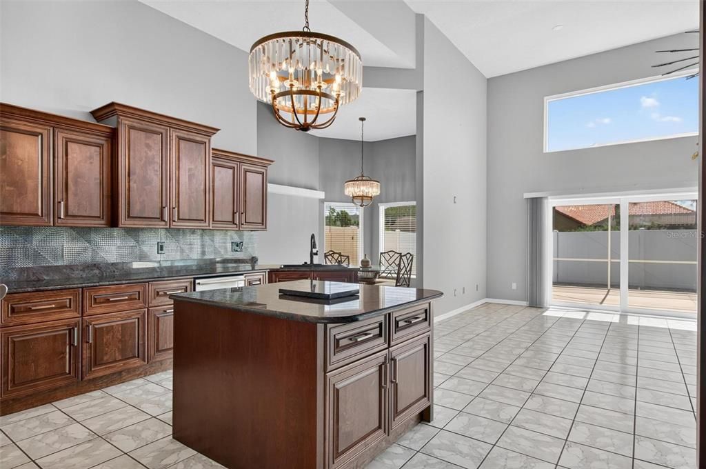 For Sale: $969,000 (3 beds, 3 baths, 3337 Square Feet)