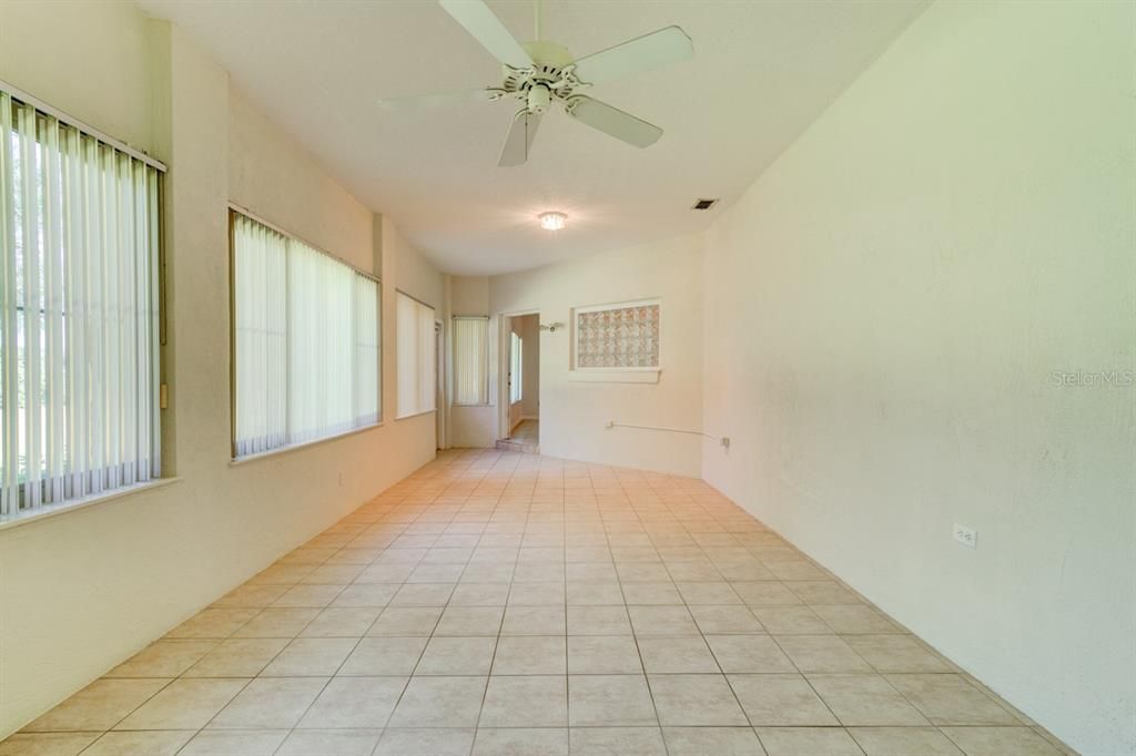 For Sale: $299,900 (3 beds, 2 baths, 2093 Square Feet)