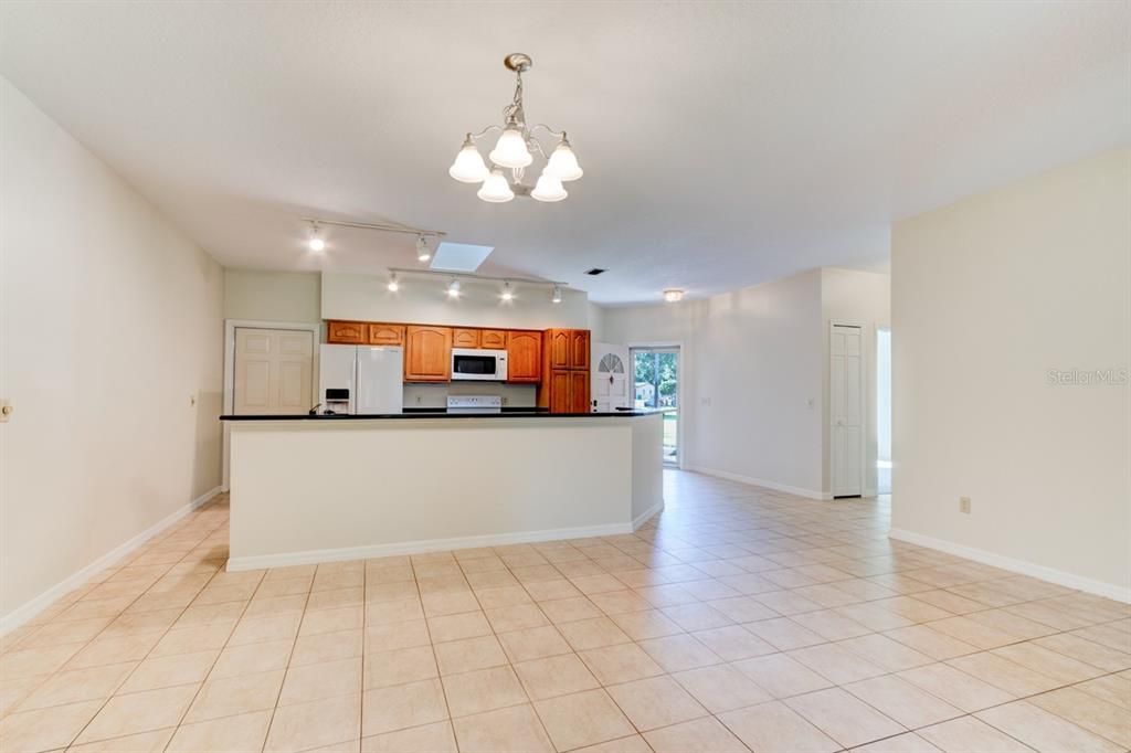 For Sale: $299,900 (3 beds, 2 baths, 2093 Square Feet)