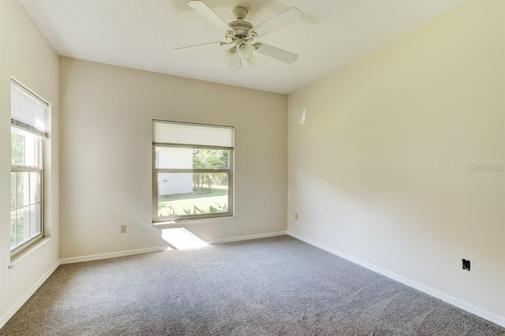 For Sale: $299,900 (3 beds, 2 baths, 2093 Square Feet)