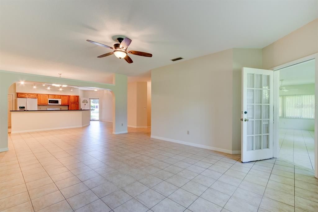 For Sale: $299,900 (3 beds, 2 baths, 2093 Square Feet)