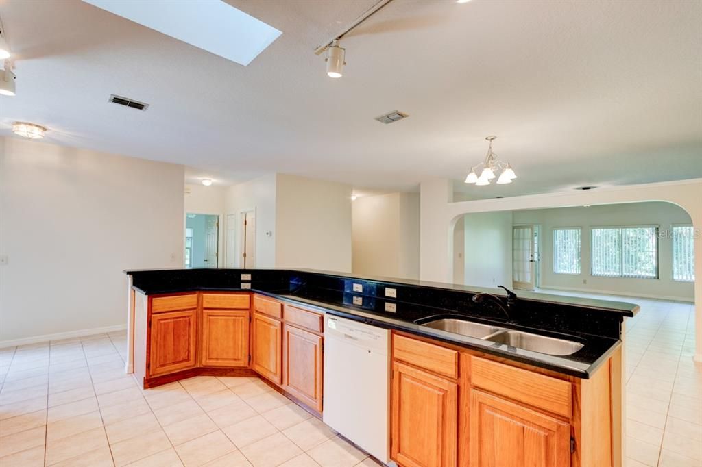 For Sale: $299,900 (3 beds, 2 baths, 2093 Square Feet)