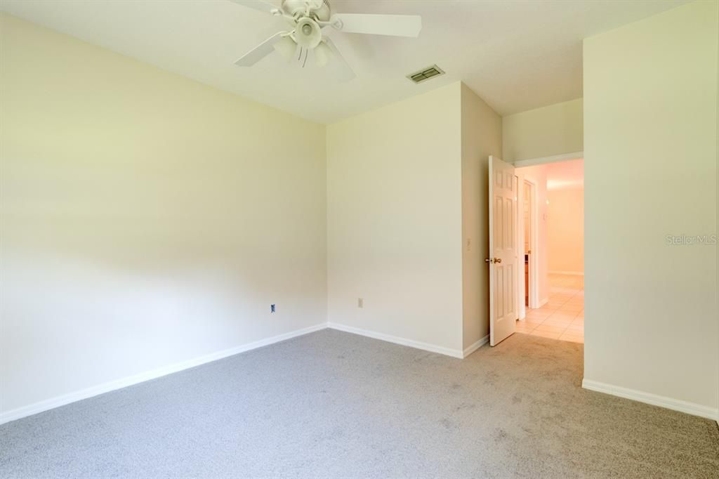 For Sale: $299,900 (3 beds, 2 baths, 2093 Square Feet)