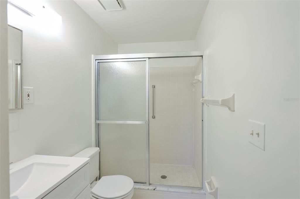 For Sale: $175,000 (2 beds, 2 baths, 1150 Square Feet)