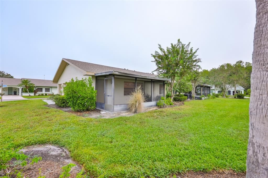 For Sale: $175,000 (2 beds, 2 baths, 1150 Square Feet)