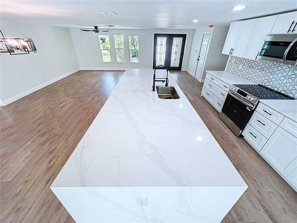 For Rent: $3,800 (4 beds, 3 baths, 2408 Square Feet)