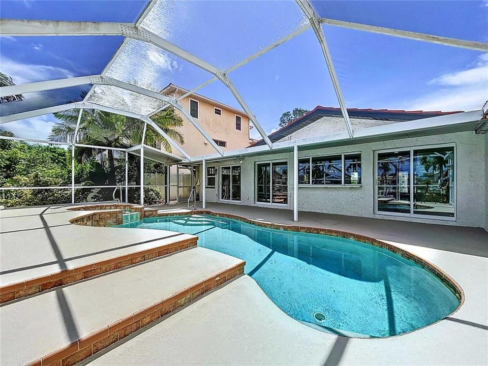 For Rent: $3,800 (4 beds, 3 baths, 2408 Square Feet)