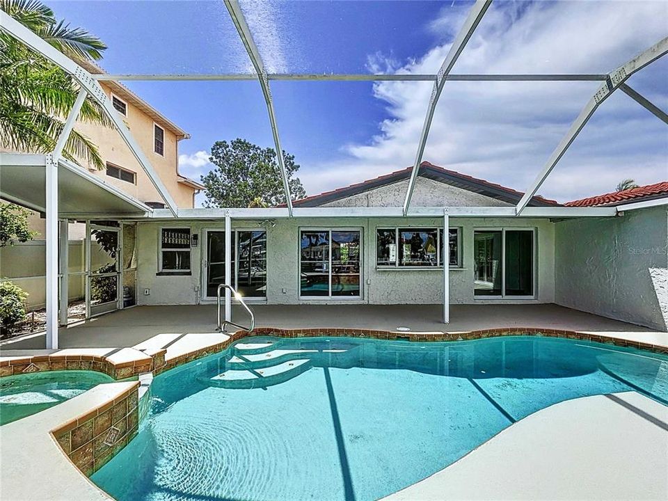 For Rent: $3,800 (4 beds, 3 baths, 2408 Square Feet)