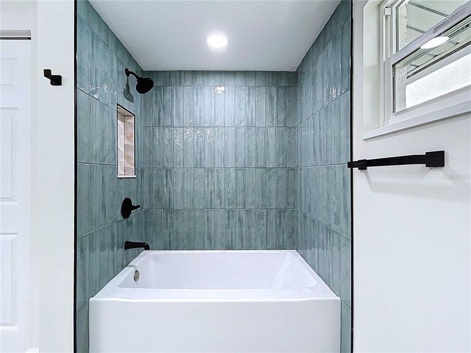 For Rent: $3,800 (4 beds, 3 baths, 2408 Square Feet)