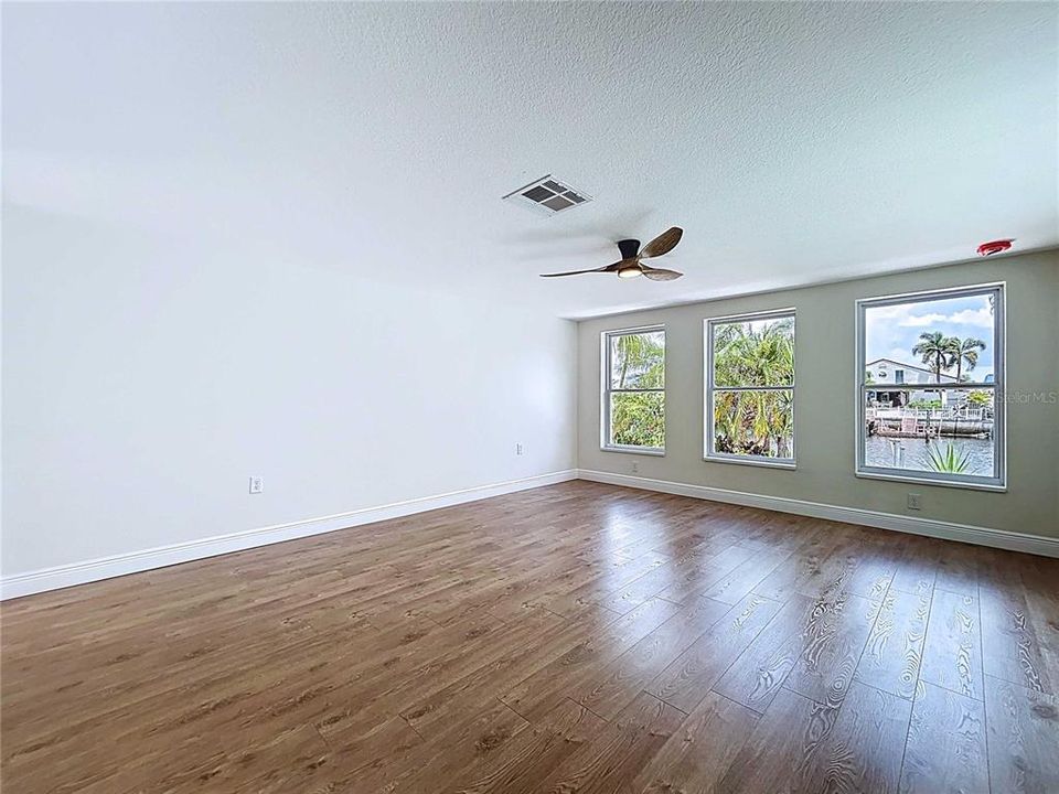 For Rent: $3,800 (4 beds, 3 baths, 2408 Square Feet)