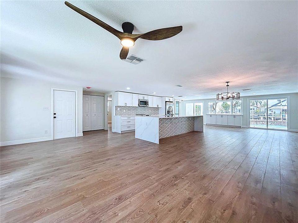 For Rent: $3,800 (4 beds, 3 baths, 2408 Square Feet)